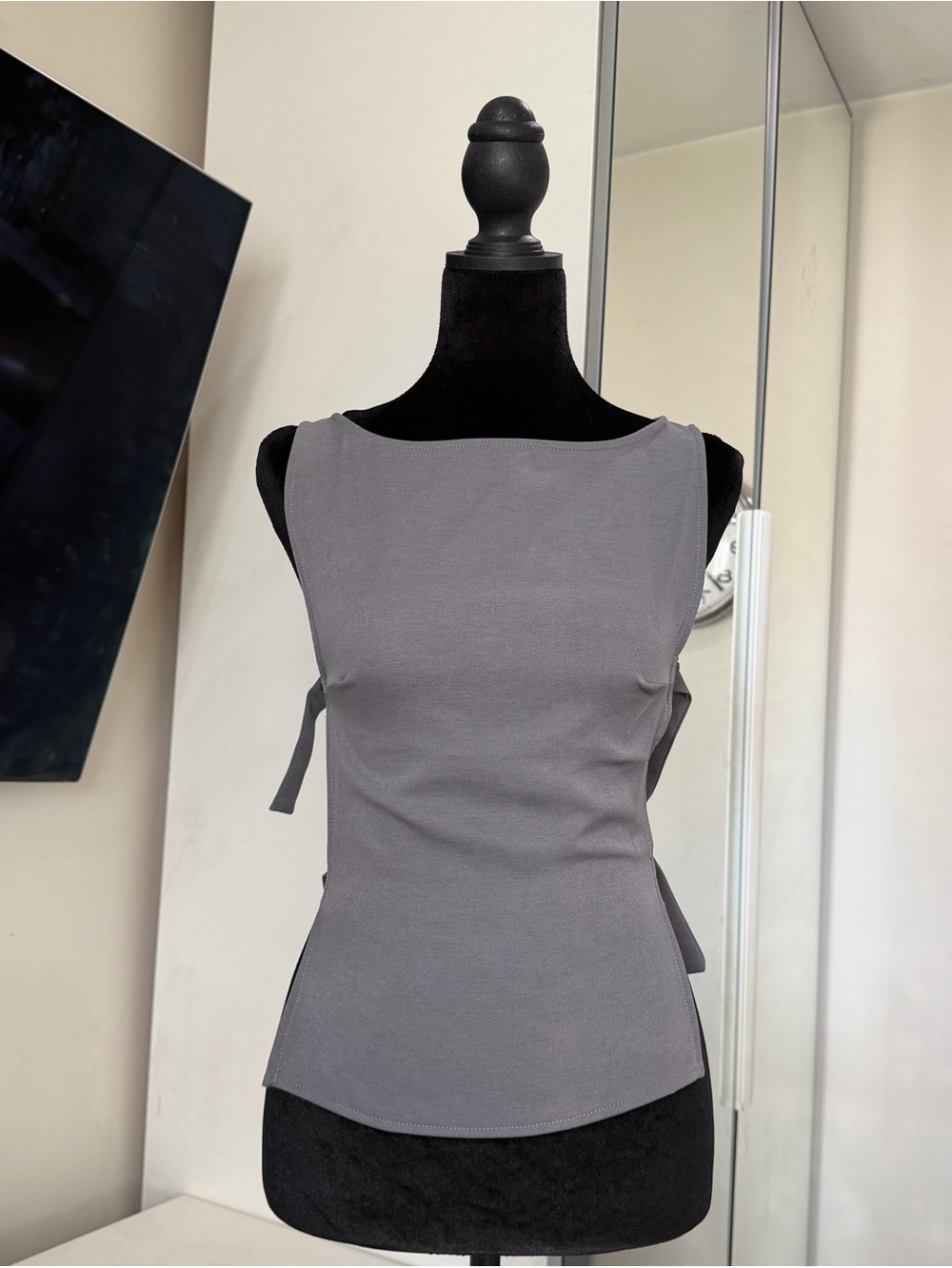 Peppermayo Grey Side Cutout Sleeveless Top